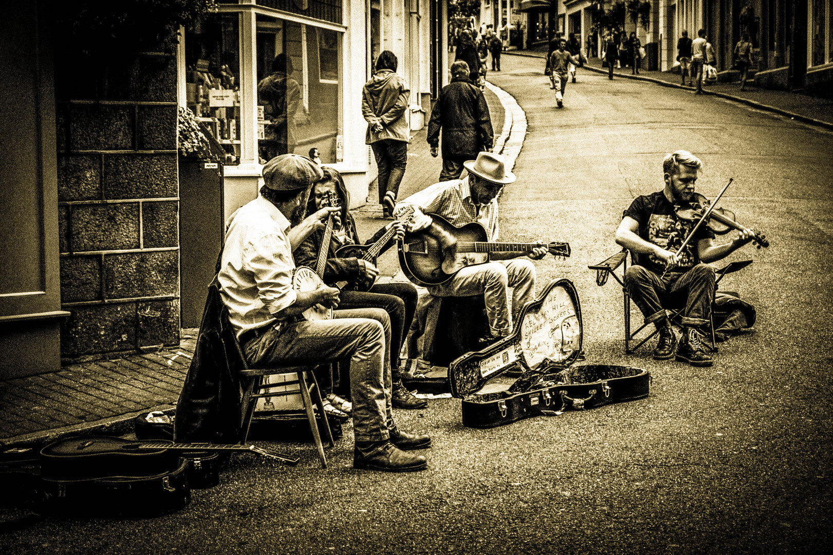 Old fashioned Street Music