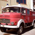 old fire truck form bombeiros voluntarios de albufeira