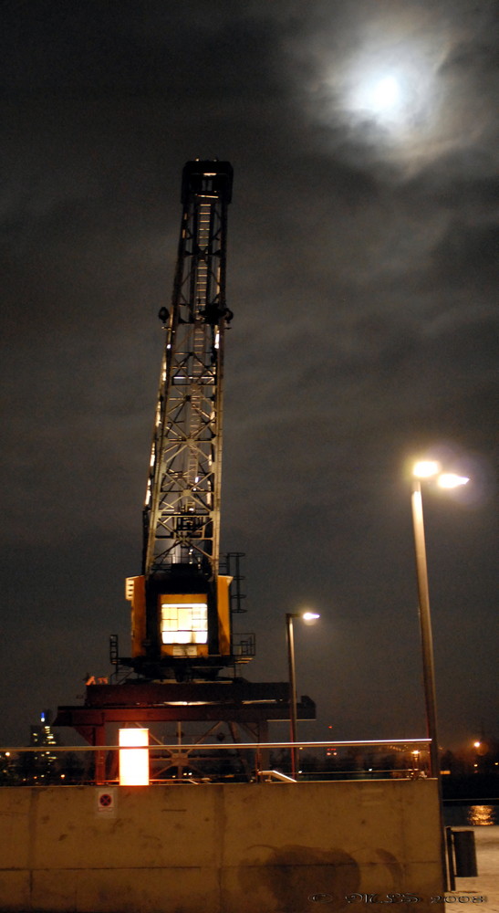 old Harbour Crane