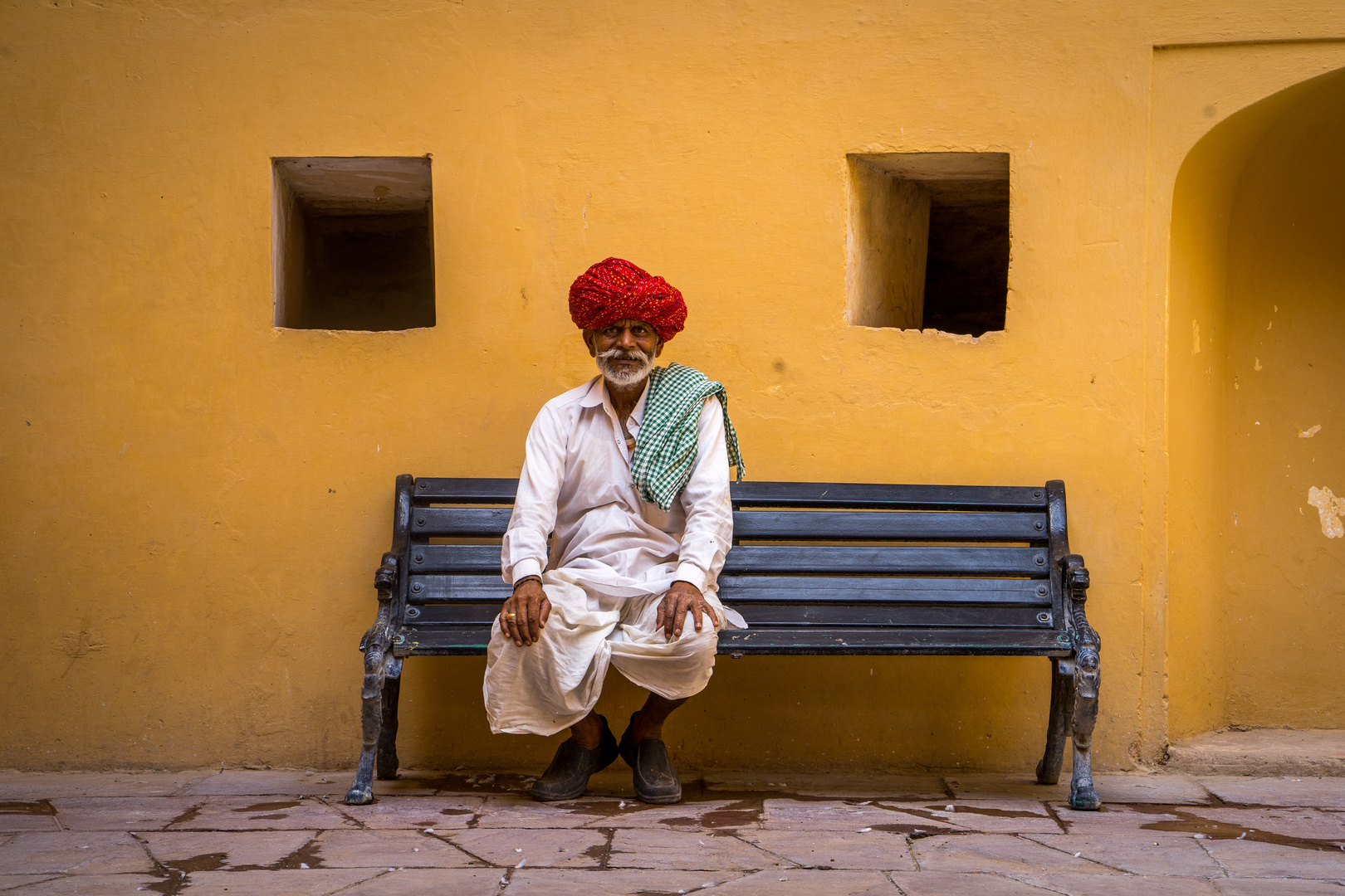 old indian man in amber fort