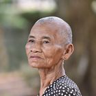 old Khmer lady 02