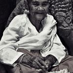 old lady from Preah Khan 06b