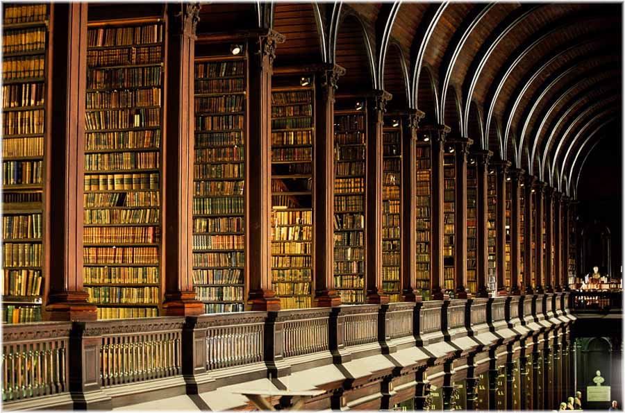 Old Library im Trinity College von Dublin