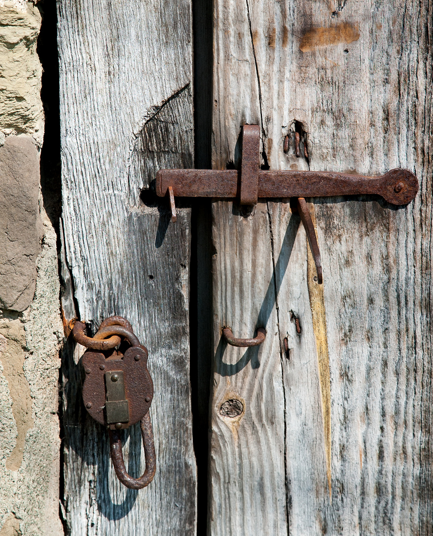 Old lock & latch.