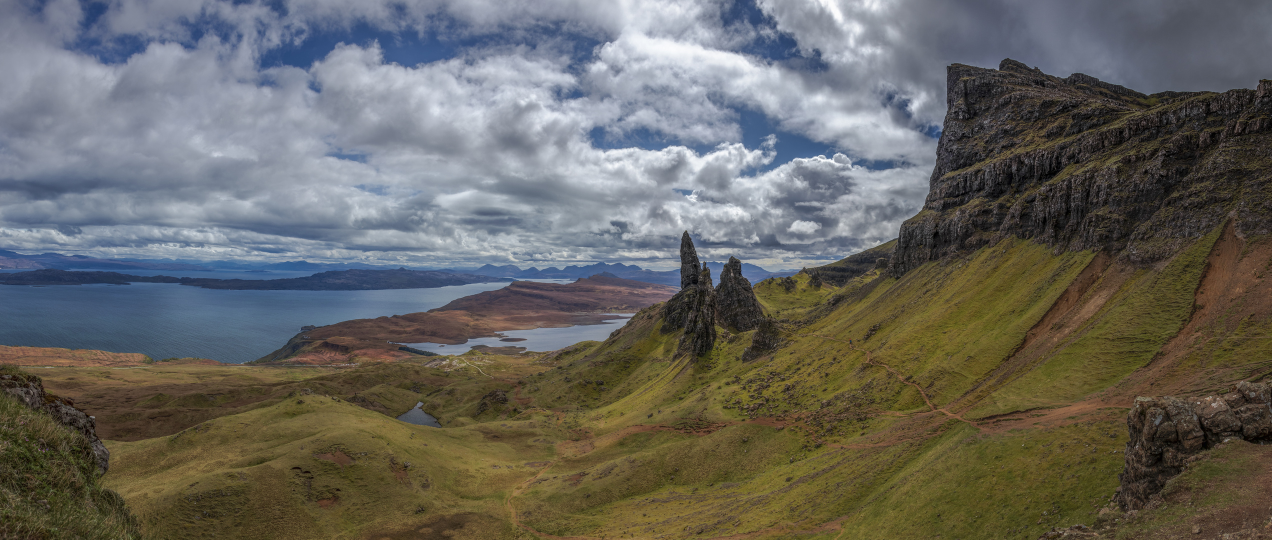 old man of Storr - Panorama, Isle of Skye, Schottland