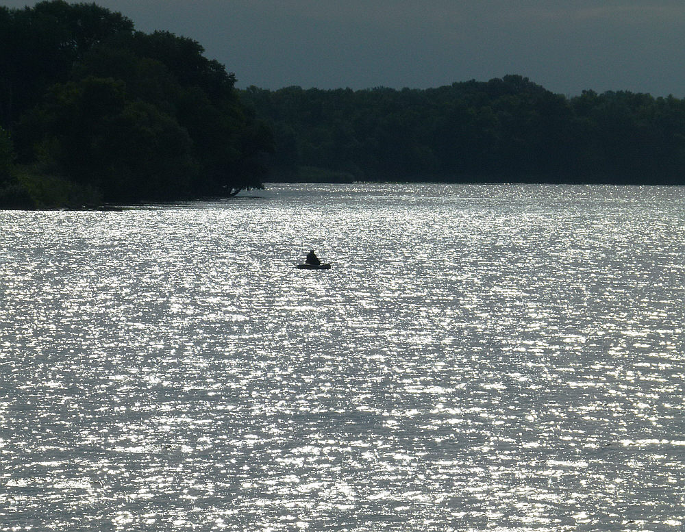 old man river oder einsamer Mann auf dem Dnjepr