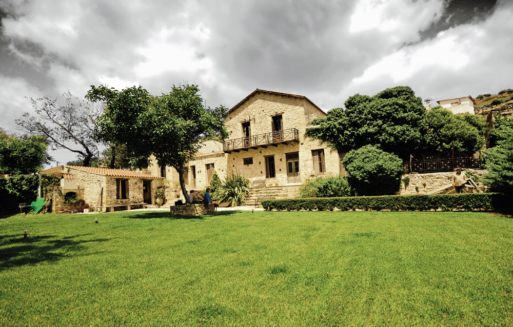 Old Manor-house in Crete/ Altes Herrenhaus in Kreta