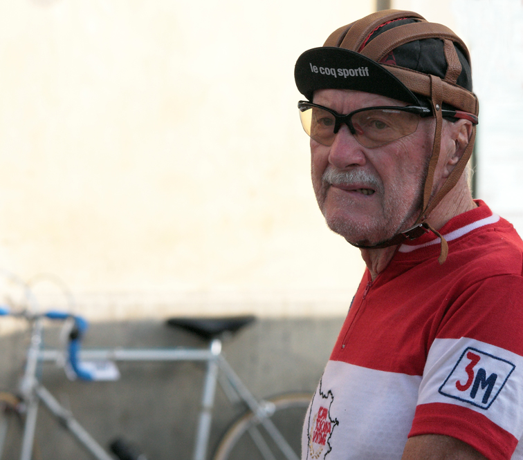old style cyclists