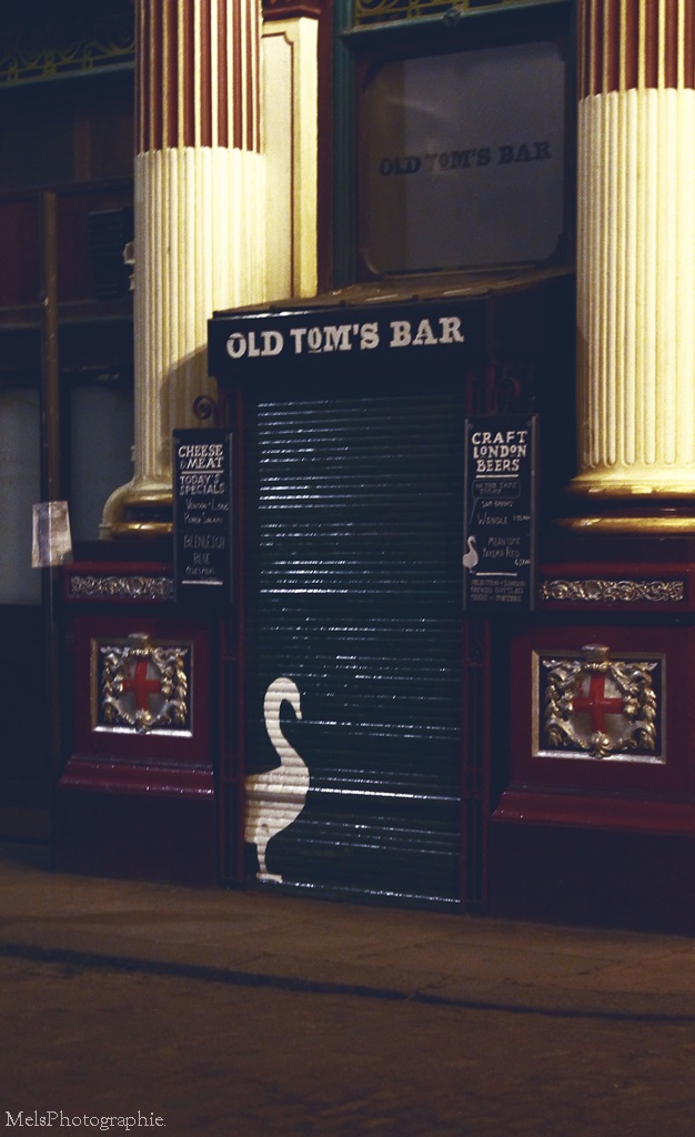 Old Toms Bar