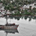 Old Trawler auf Reede vor Antigua
