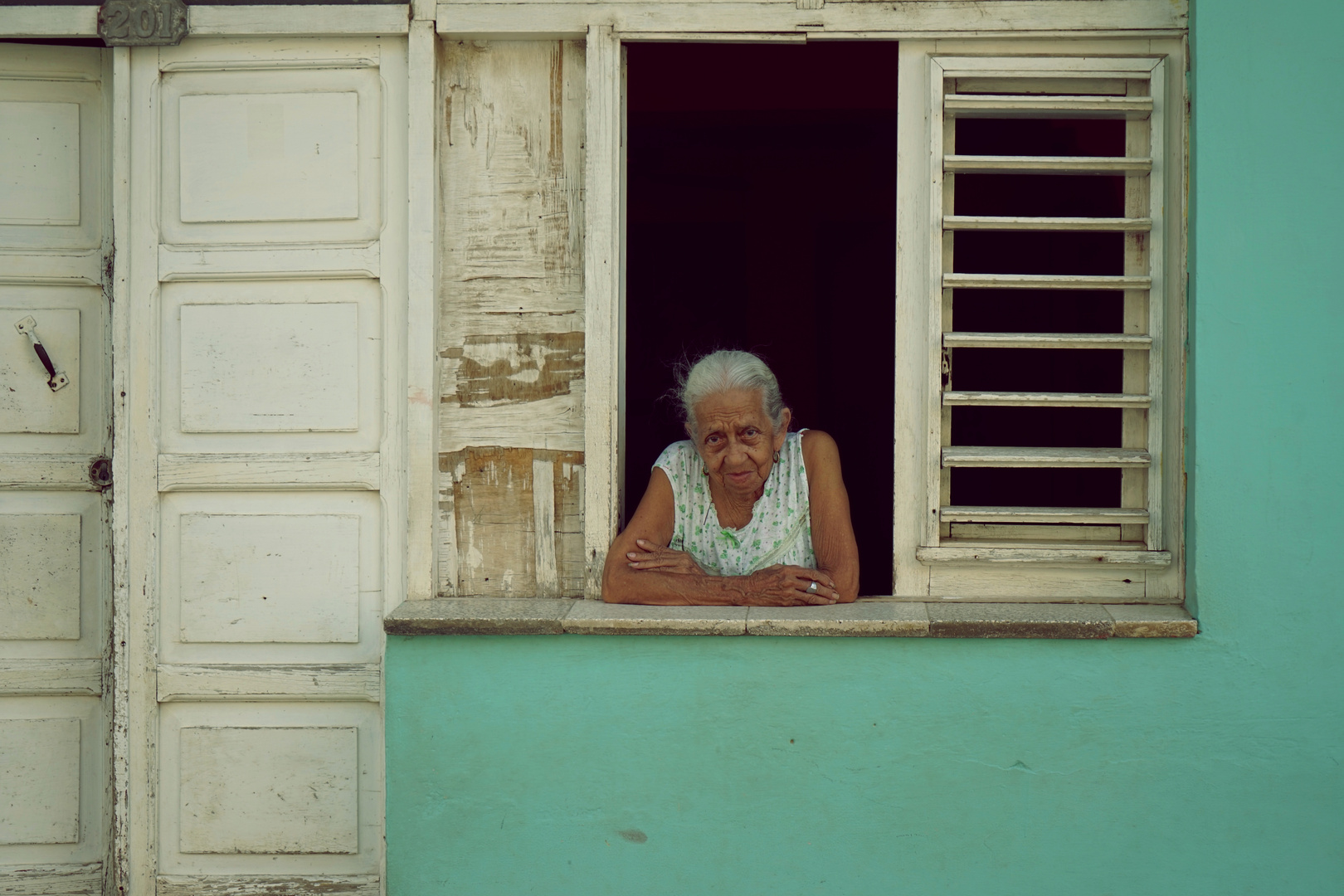 Old woman in Trinidad/Cuba