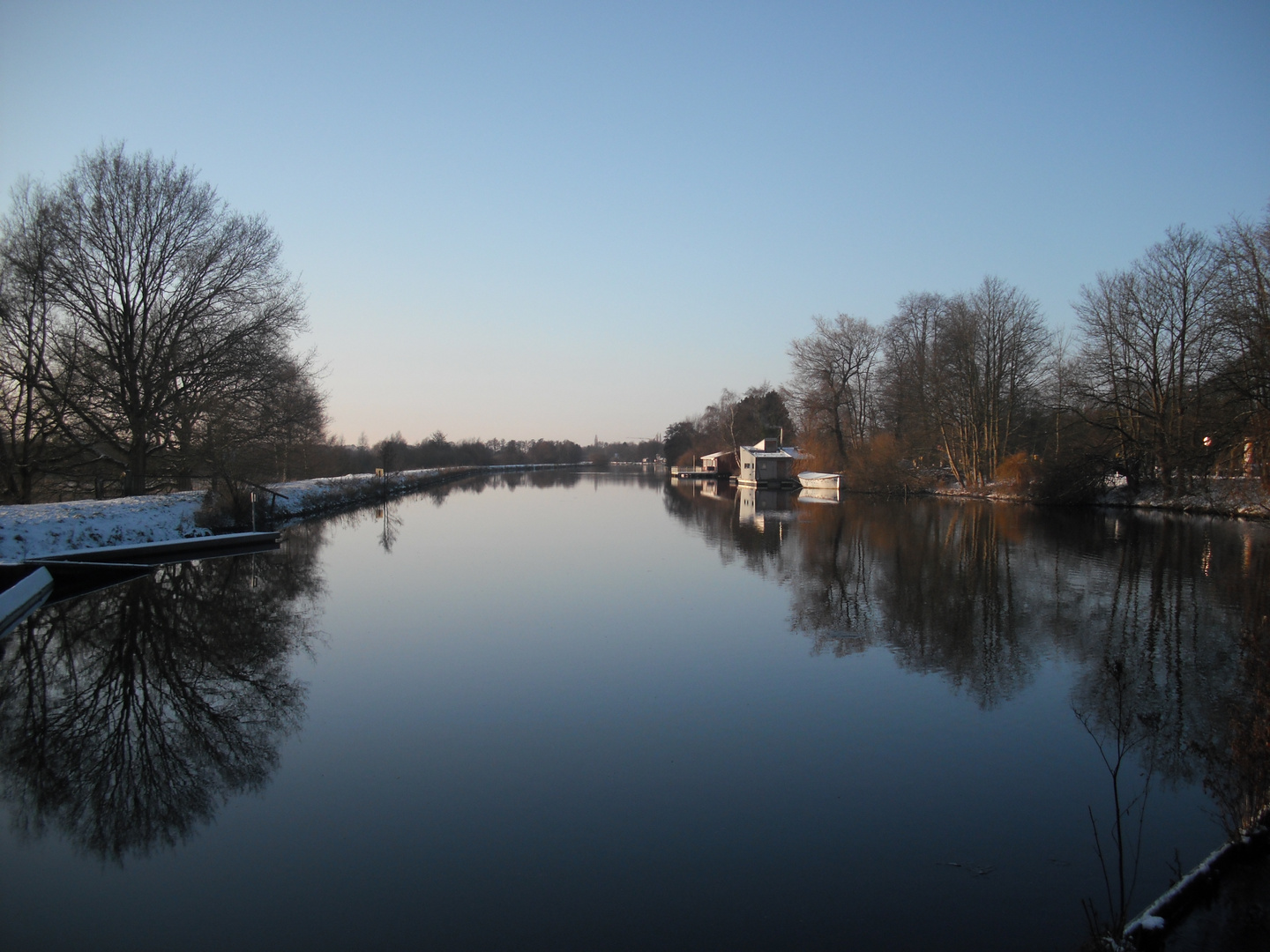 Oldenburg Hunte Blick vom Wasserkraftwerk flussaufwärts