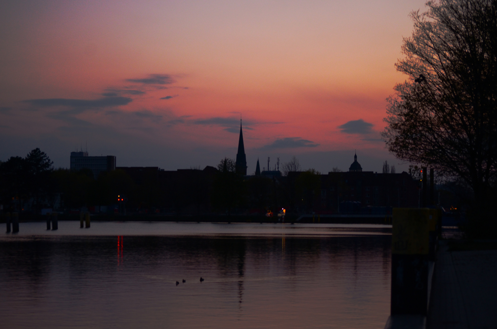 Oldenburger "Skyline" am Abend