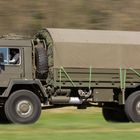 Oldi Swiss Militärlastwagen Flott unterwegs
