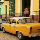 Oldie vor Galerie Kuba