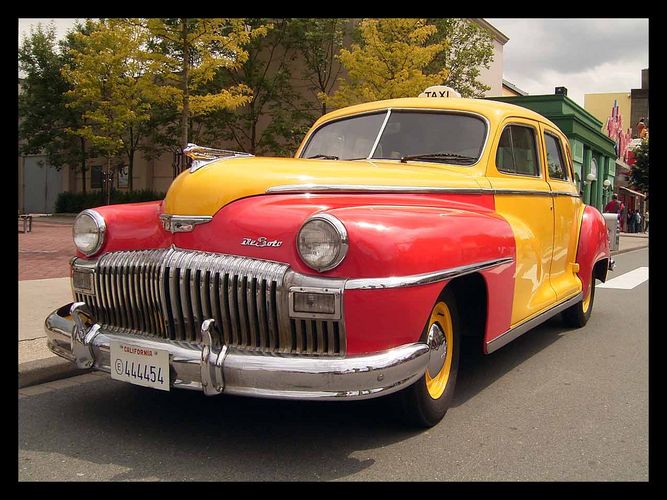 Oldtimer - 1947 DeSoto Skyview Taxi