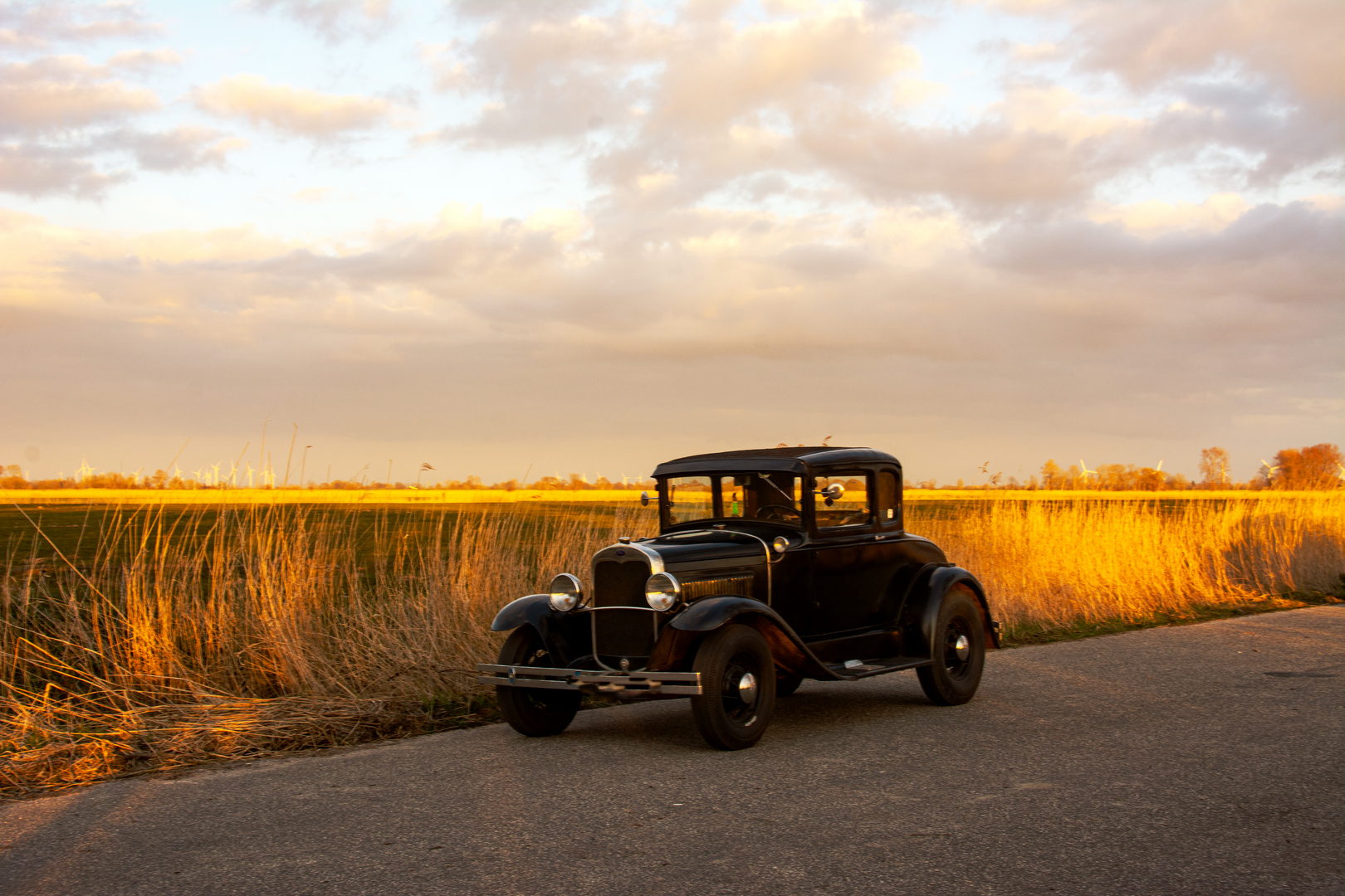 Oldtimer am Alten Fähranleger Borsfleth Wewelsfleth