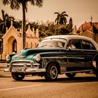 Oldtimer am Colon Friedhof / Havanna - Cuba