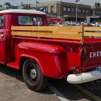 Oldtimer am Himmel und auf der Erde-V12