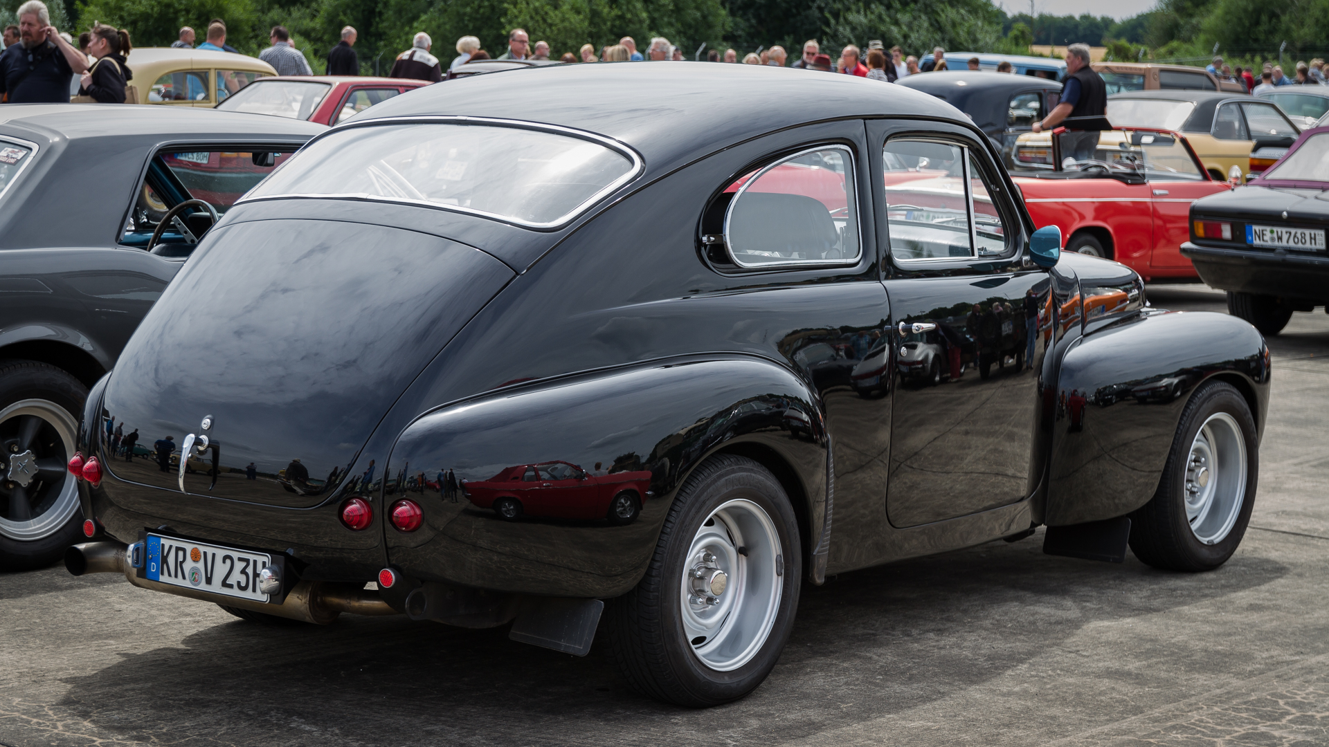 Oldtimer am Himmel und auf der Erde-V20