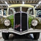 Oldtimer an der Ferienmesse Bern