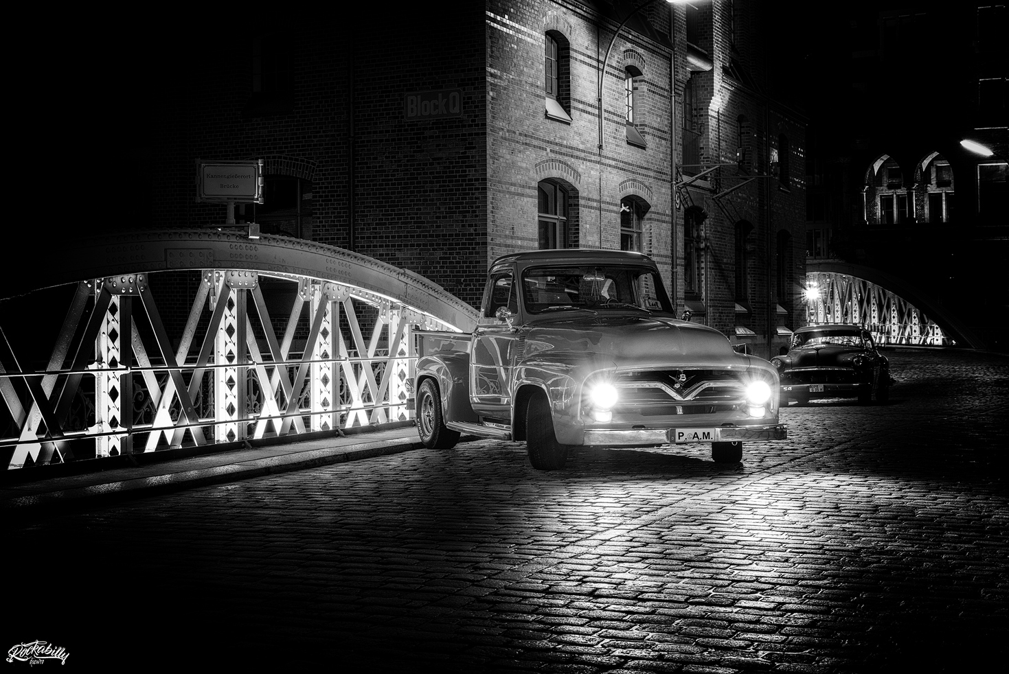 Oldtimer bei Nacht