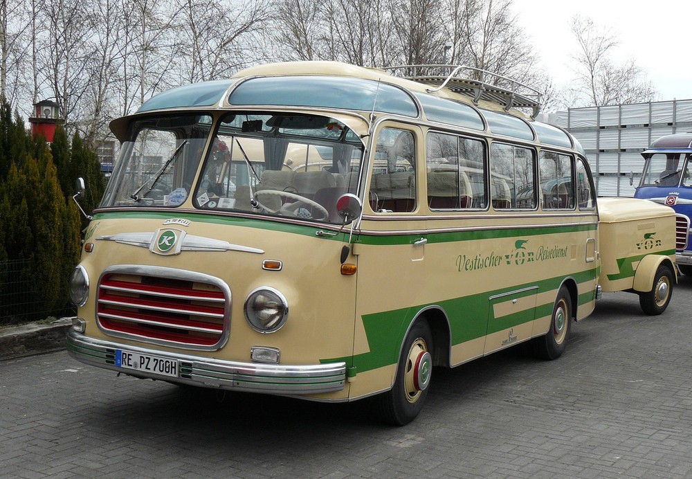 Oldtimer Bus ( 4 )