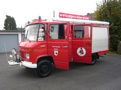 Oldtimer-Feuerwehr Mercedes Benz