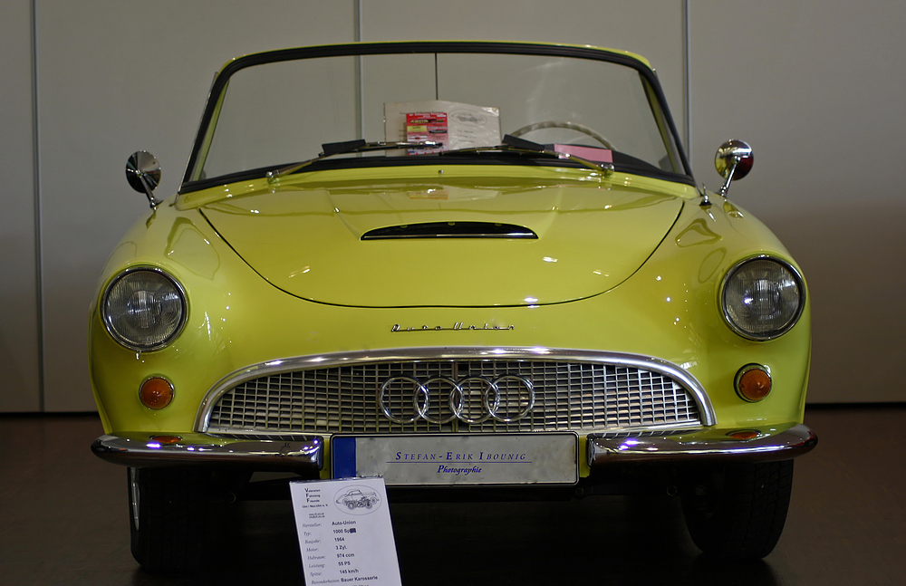 "Oldtimer, Gebraucht - und Kleinteilemesse Ulm 21 Serien - Ende"