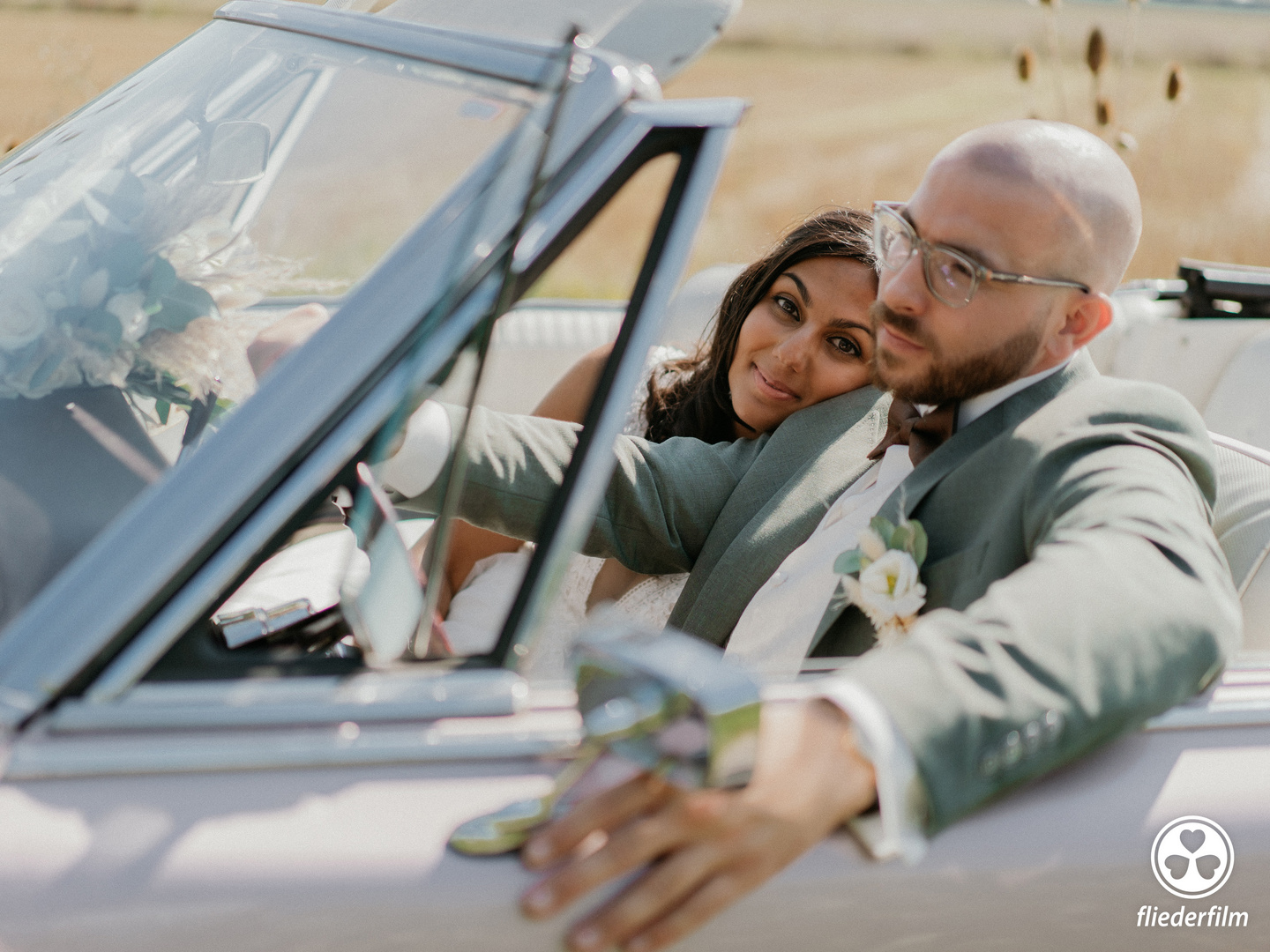 Oldtimer Hochzeit Hochzeitsfotograf Göttingen fliederfilm