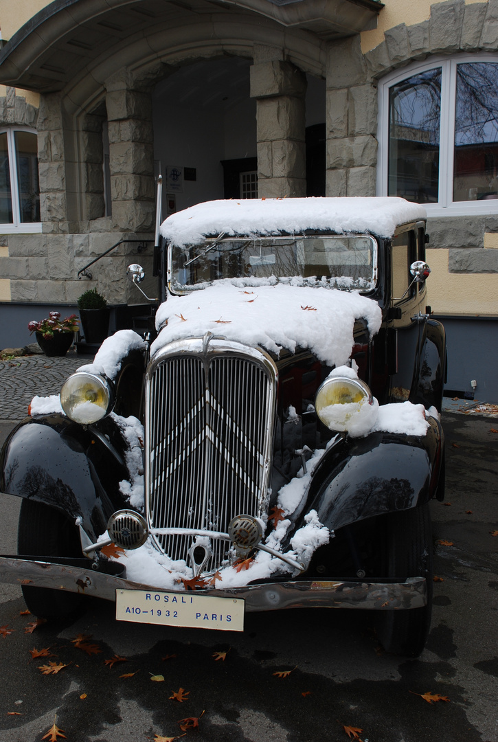 Oldtimer im Schnee