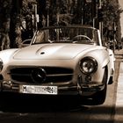 Oldtimer (Mercedes 190 SL) in München 