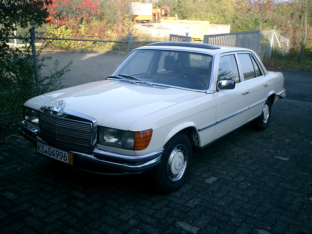 Oldtimer Mercedes W116 Foto & Bild abstraktes, motive