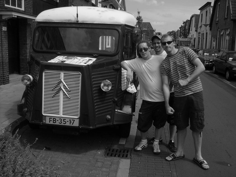 Oldtimer mit frischen Homies....