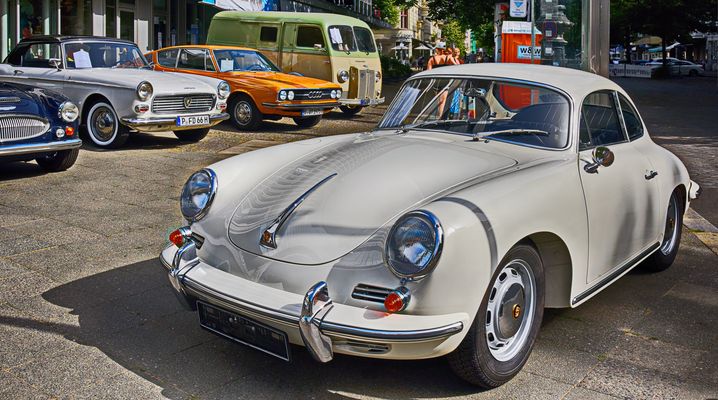 Oldtimer Porsche 356 In der Farbe weiß