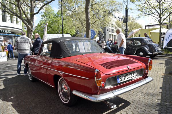 Oldtimer  -  Renault Caravelle