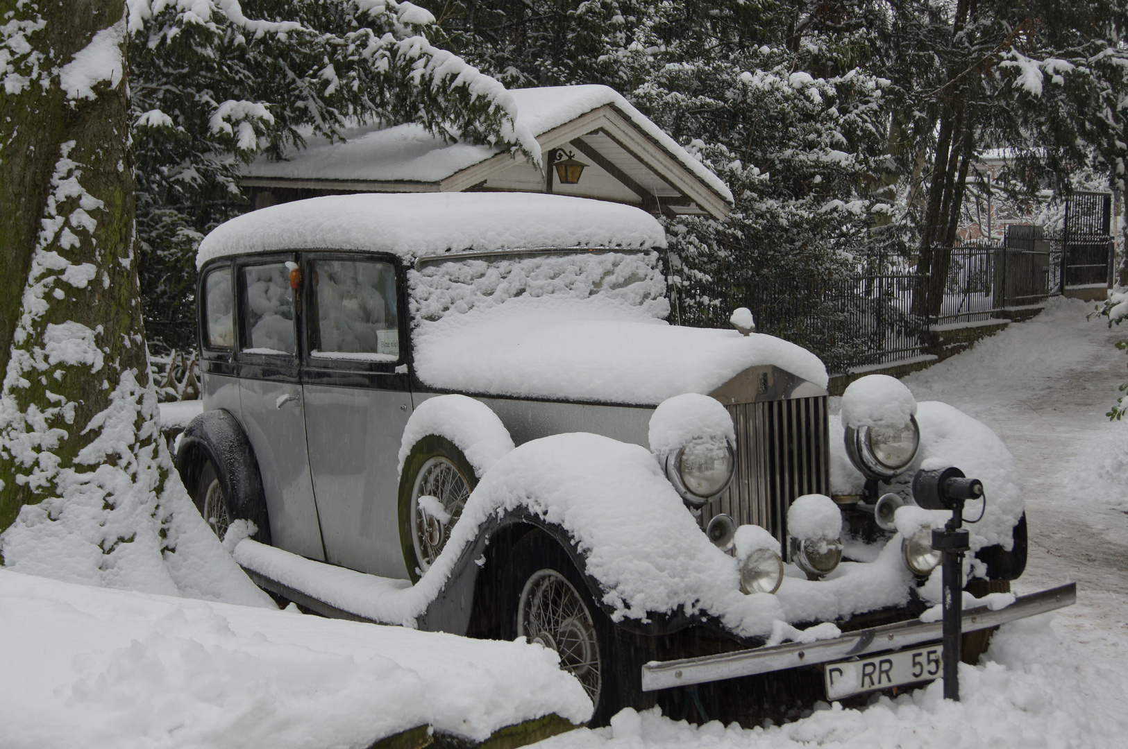 Oldtimer ruht im Winter