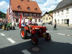 Oldtimer-Traktor-Parade...