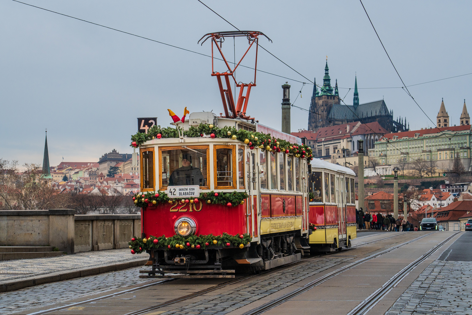 Oldtimer-Tram in Prag