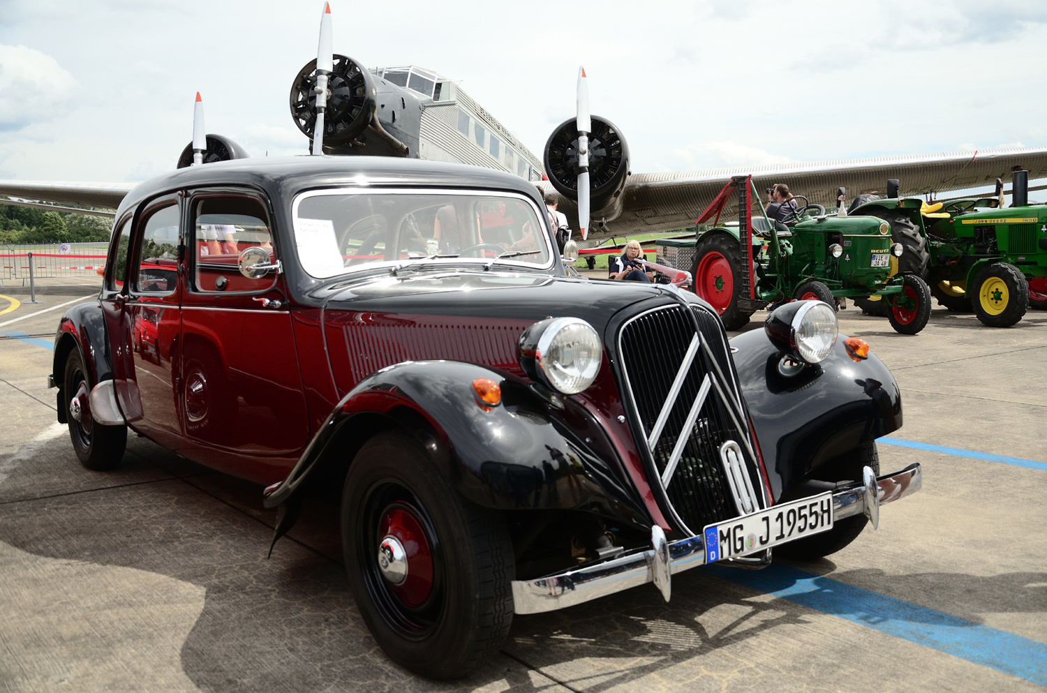 Oldtimer-Treffen am Flughafen Mönchengladbach