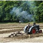 Oldtimer-Wettpflügen ...