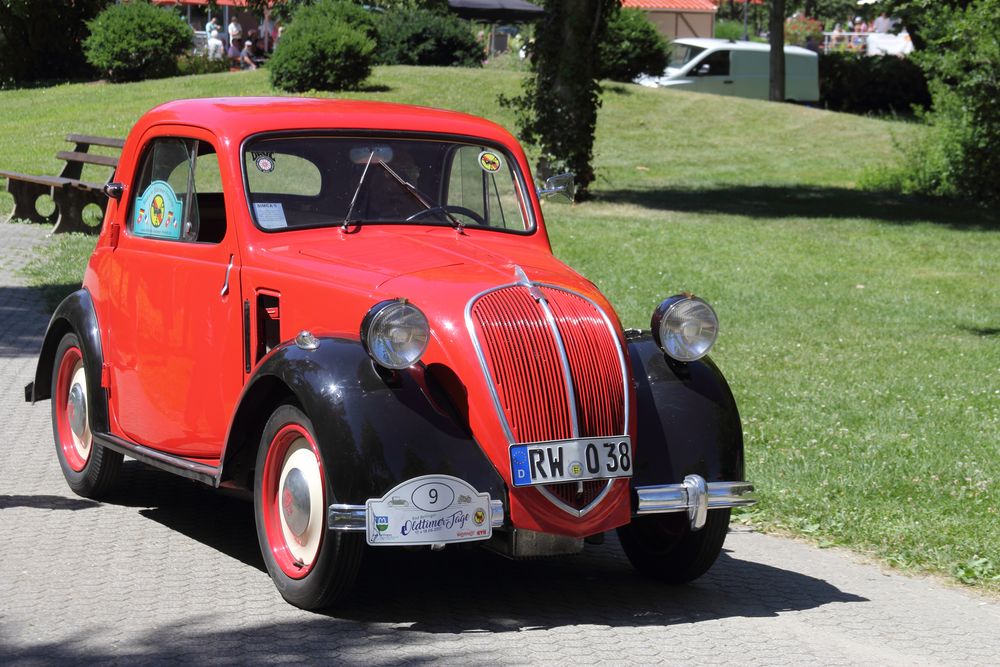 Oldtimertage in Bad Bellingen - Oldtimerfreunde Baden