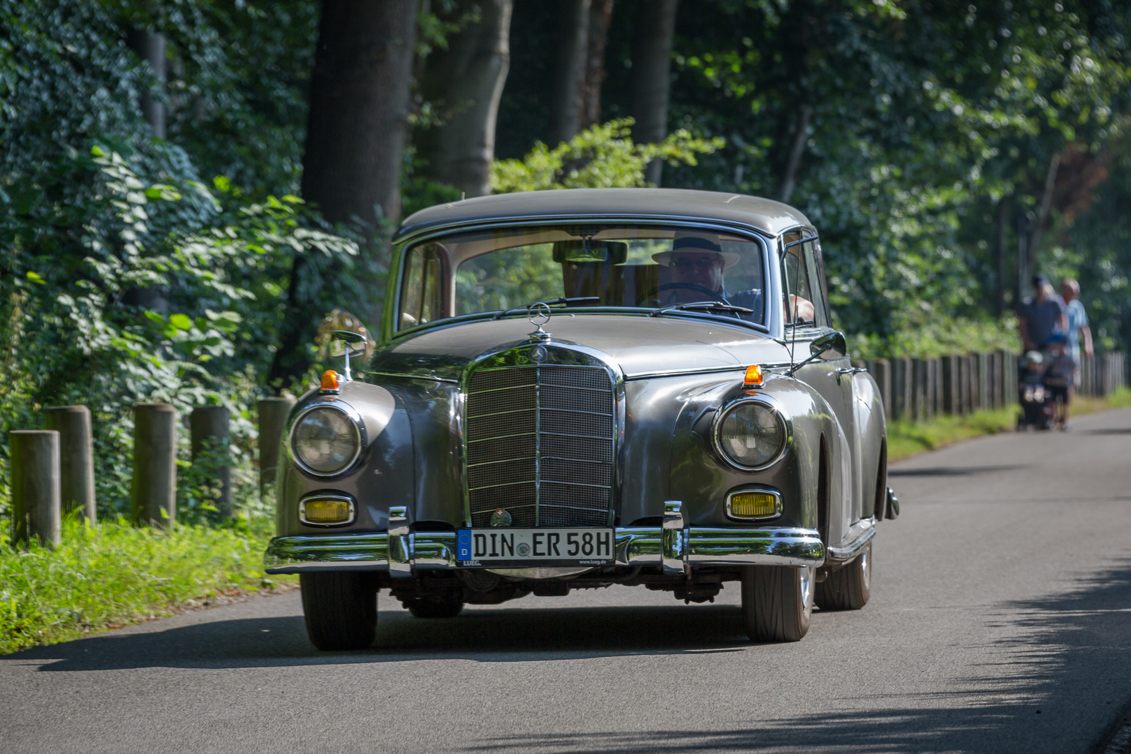 Oldtimertreffen an der Trabrennbahn-V42