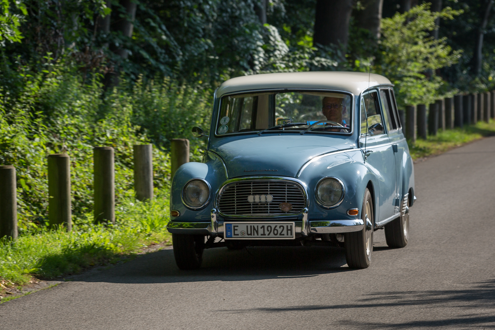 Oldtimertreffen an der Trabrennbahn-V77