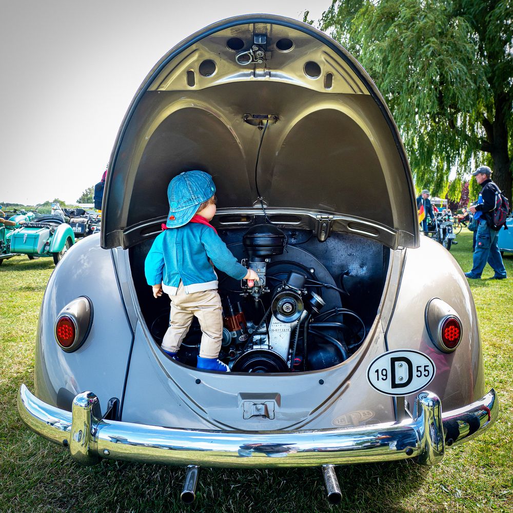 Oldtimertreffen im Hafen Ribnitz