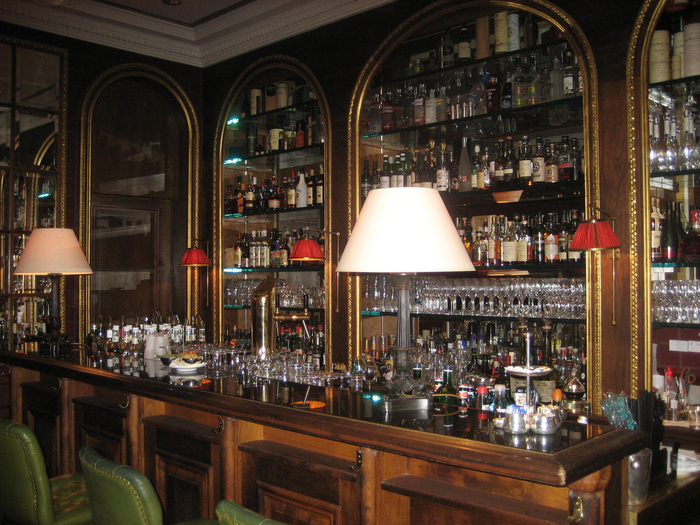 Oleander -Bar des Brenner's Park-Hotel in Baden-Baden