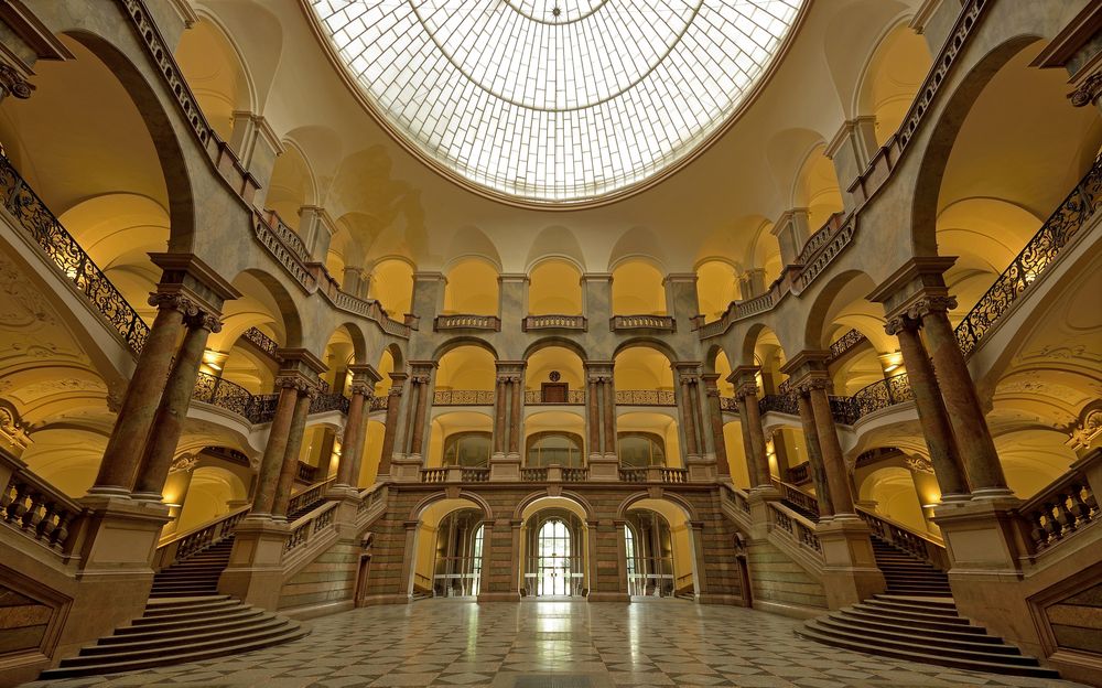 OLG München. VOLLBILDMODUS ZU EMPFEHLEN.... Foto & Bild | münchen ...