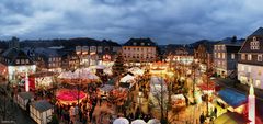 Olper Weihnachtsmarkt zur blauen Stunde