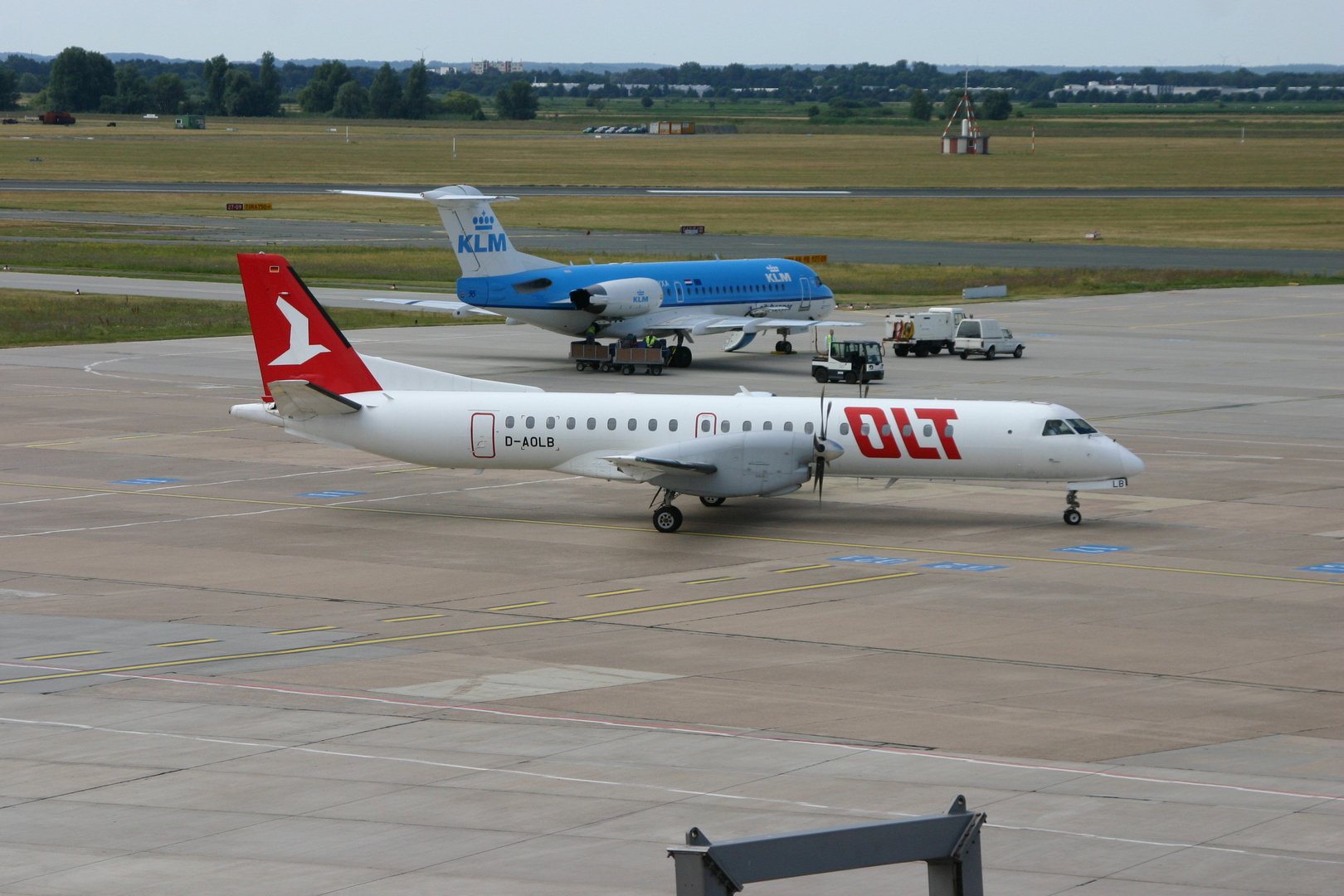 OLT Saab 2000 ...