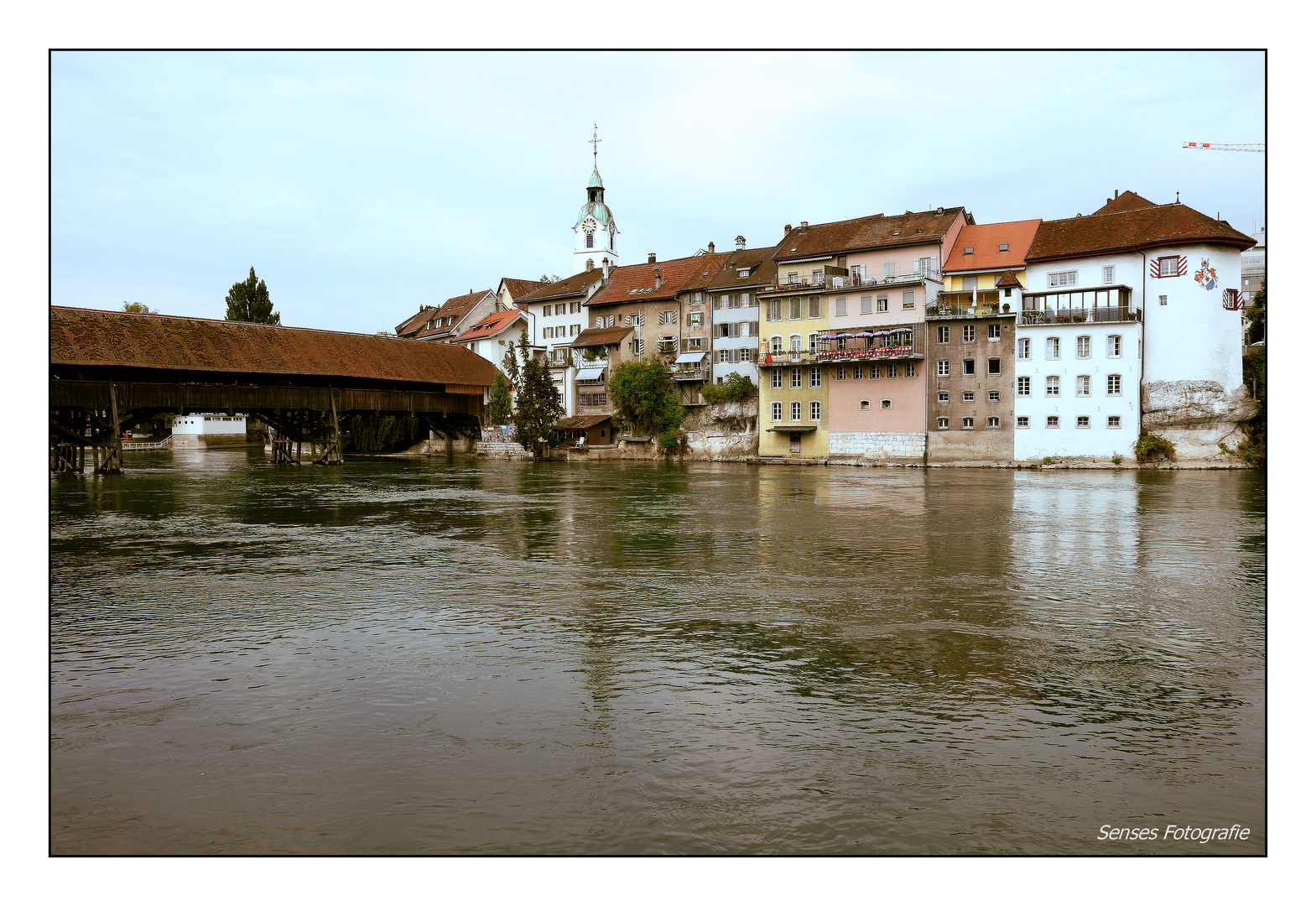 Olten mit Blick über das Aareufer ( Schweiz)